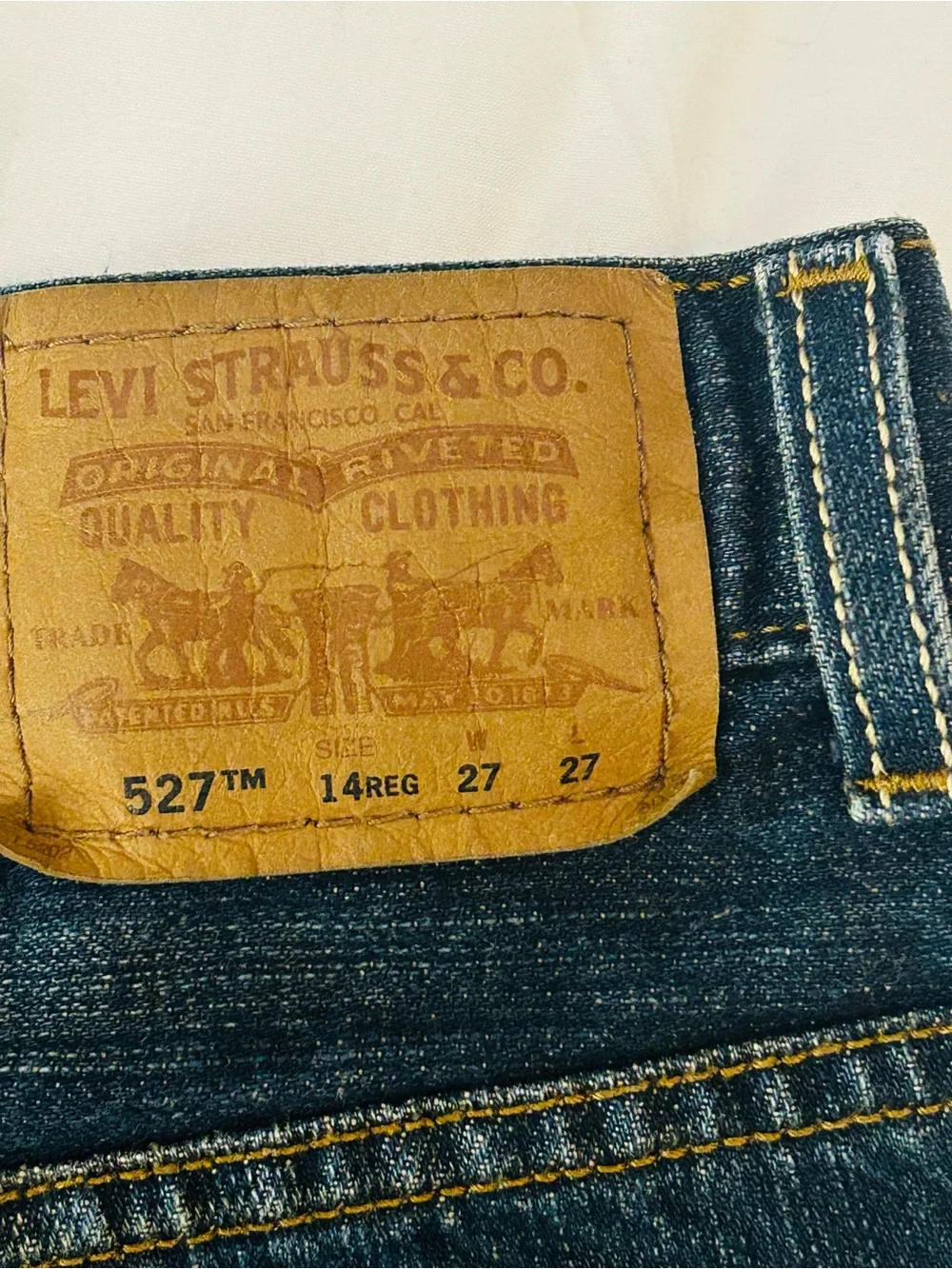 Vintage Levi's Men's Dark Indigo Straight Jeans
